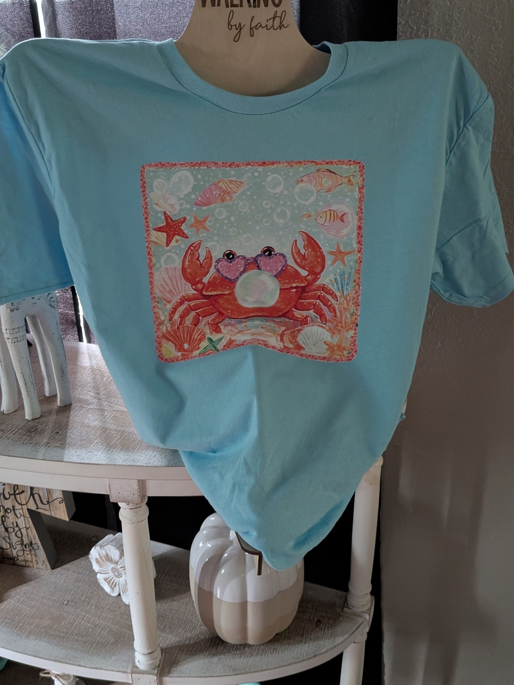 Light Blue Crab Graphic Short-Sleeve Tee